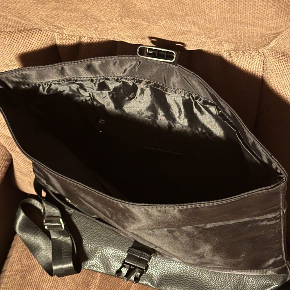 Backpack - Picture 2 of 2